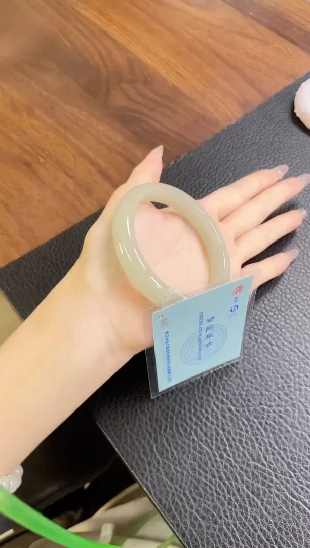 石英质玉手镯未镶嵌210-60