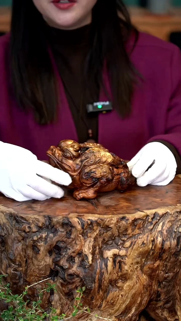 木雷击枣木金蟾摆件