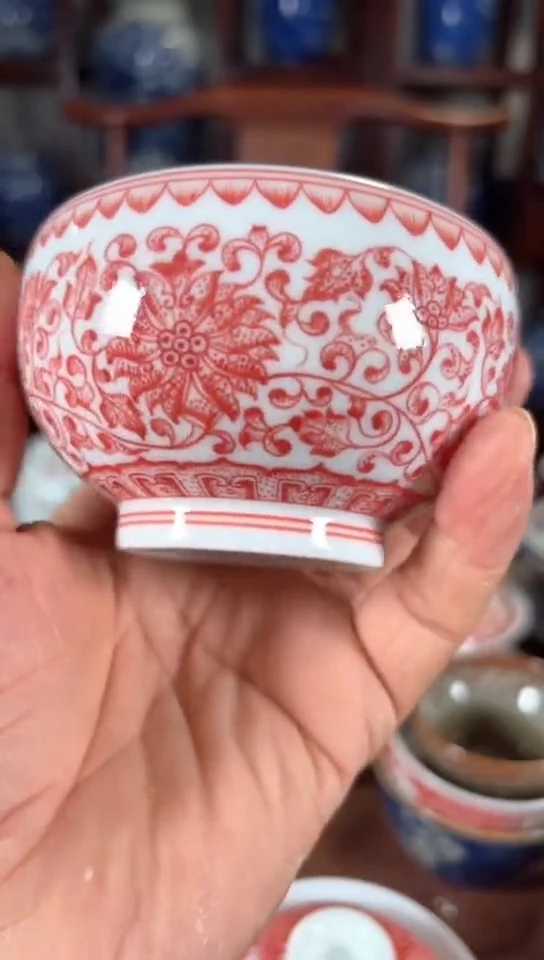 柴窑釉里红缠枝莲罗汉杯杯