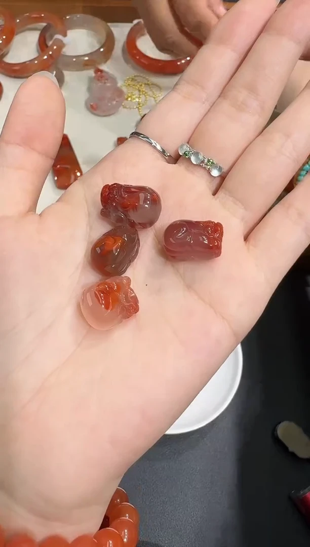 未镶嵌吊坠南红玛瑙X0922-466-311多样性一件