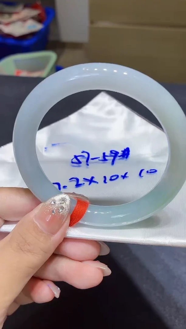 未镶嵌手镯翡翠翡翠手镯