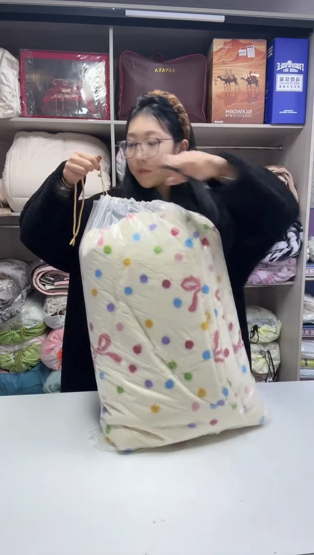 棉200*230cm兔毛绒四件套奶油蝴蝶结