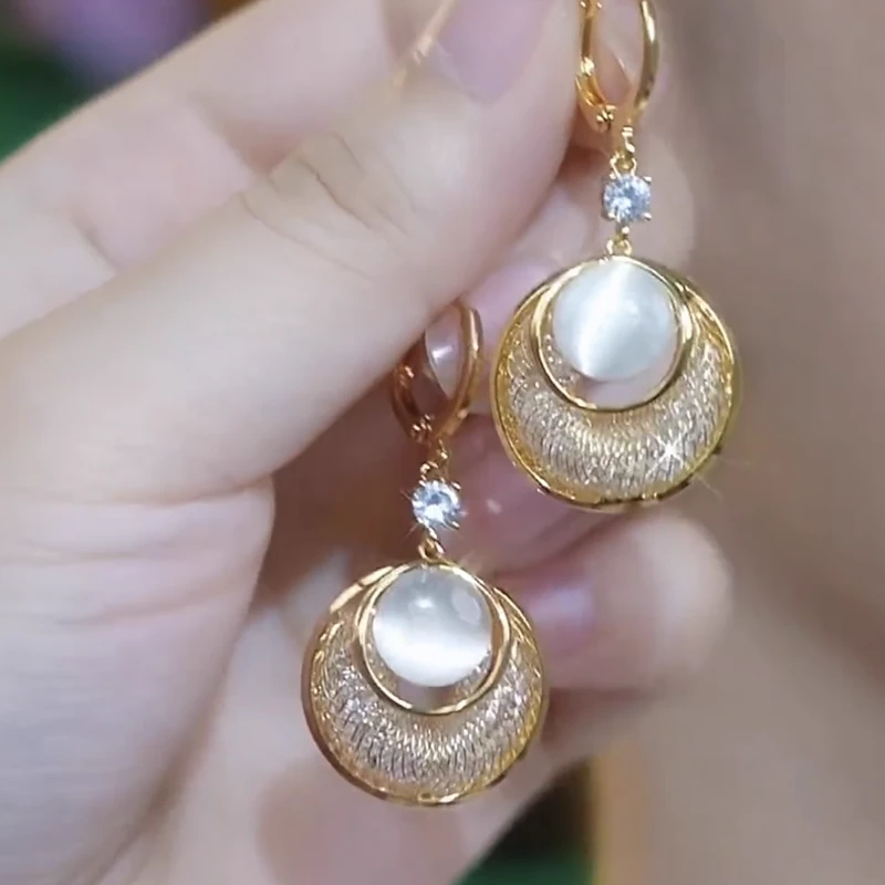 合金耳饰 高级感轻奢气质网纱圆形耳环女款2025新款时尚精致耳扣