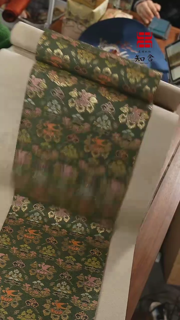 【闪购商品】织绣俩米套组··········