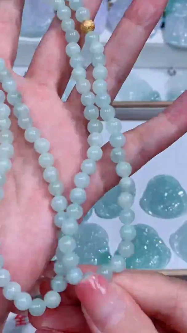 翡翠未镶嵌颈饰珠链