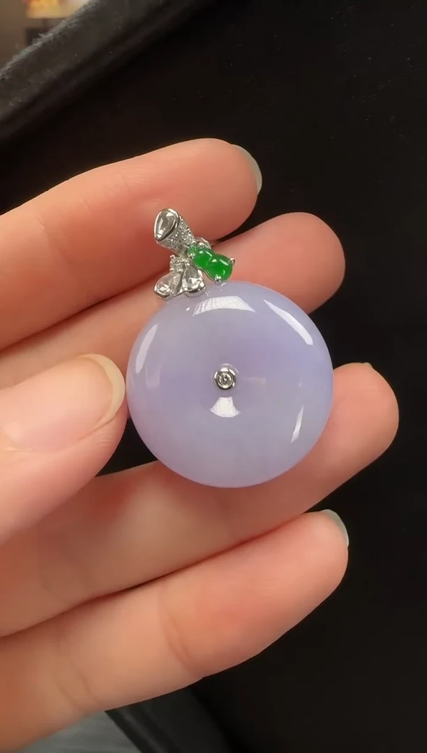 颈饰18K金镶嵌翡翠401平安扣一个