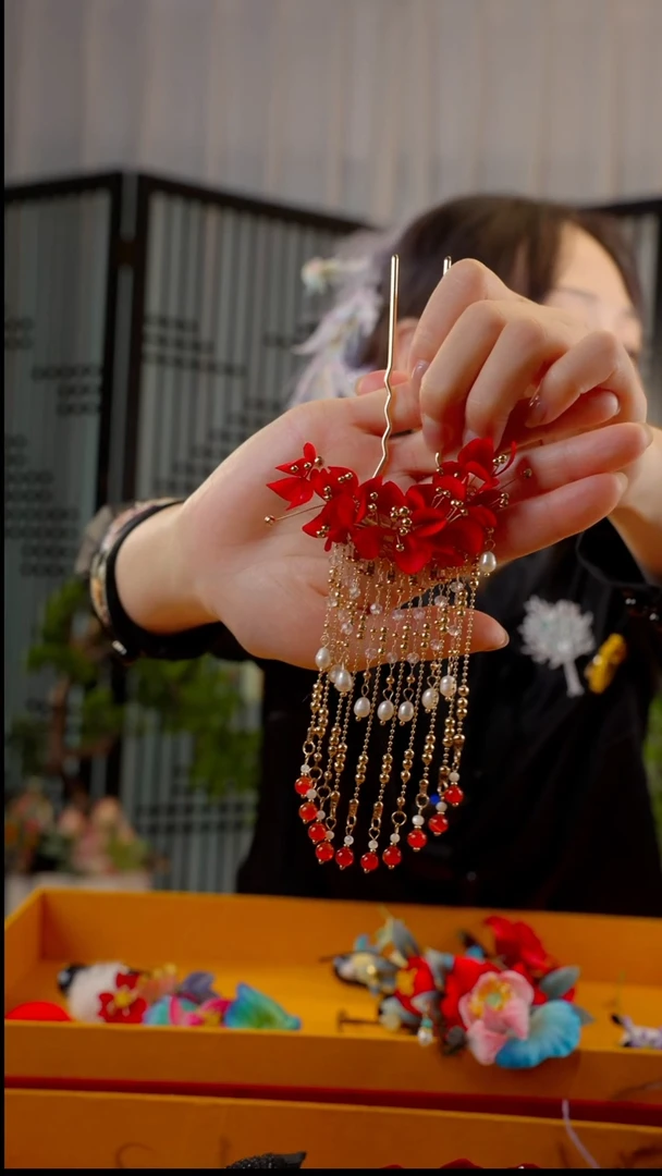 刺绣非遗苏绣绒花手工饰品