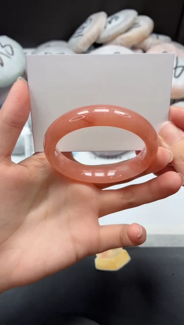 未镶嵌手镯石英质玉147/桃花54.3