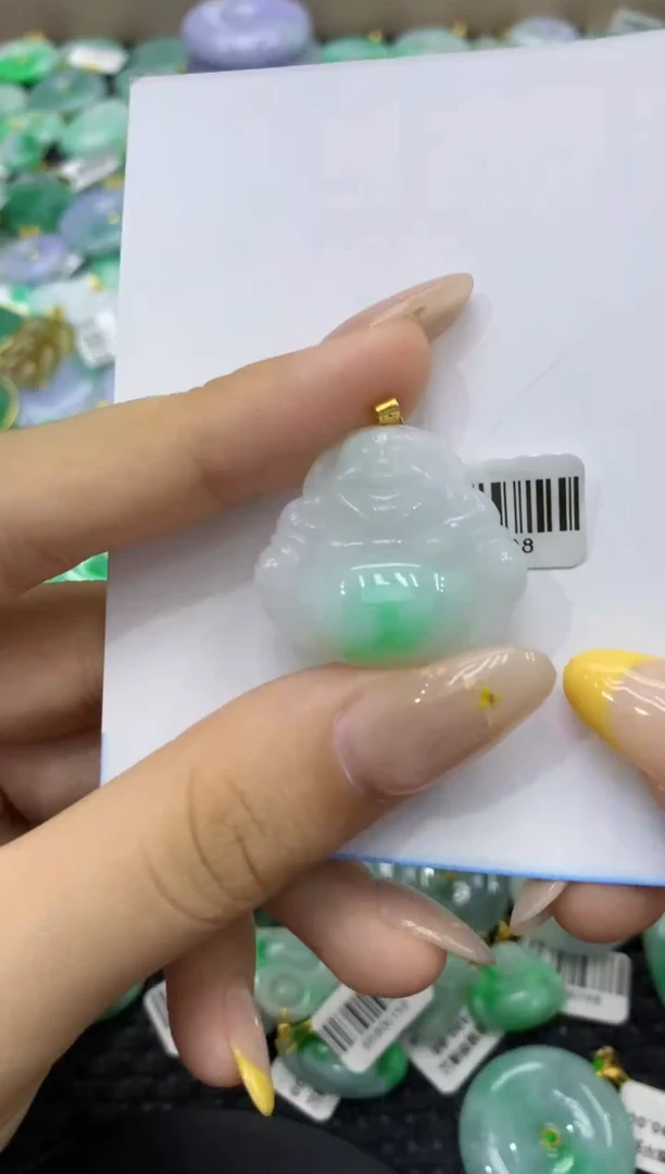颈饰18K金镶嵌翡翠天然缅甸翡翠A货
