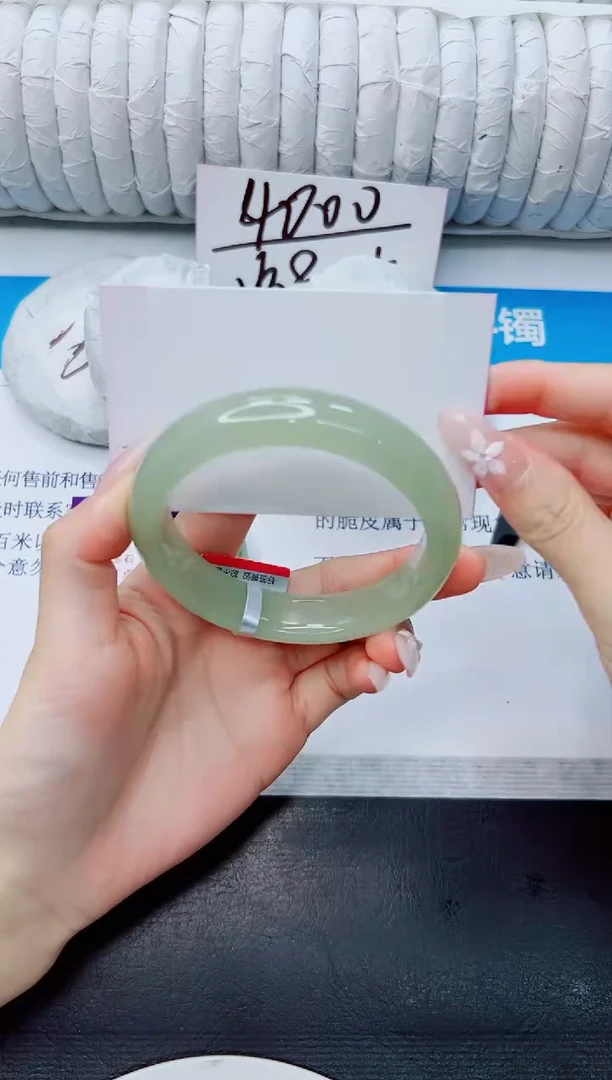 石英质玉手镯未镶嵌27/59