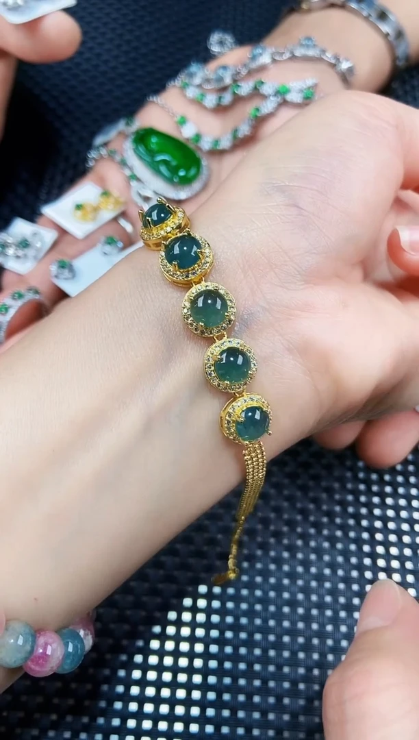 【闪购商品】翡翠手链未镶嵌111111111