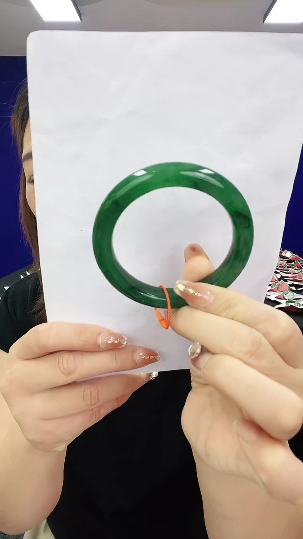 石英质玉（非洲翠）手镯合金1