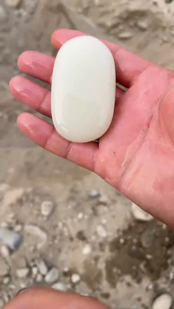 和田玉未镶嵌吊坠(不含链)0011