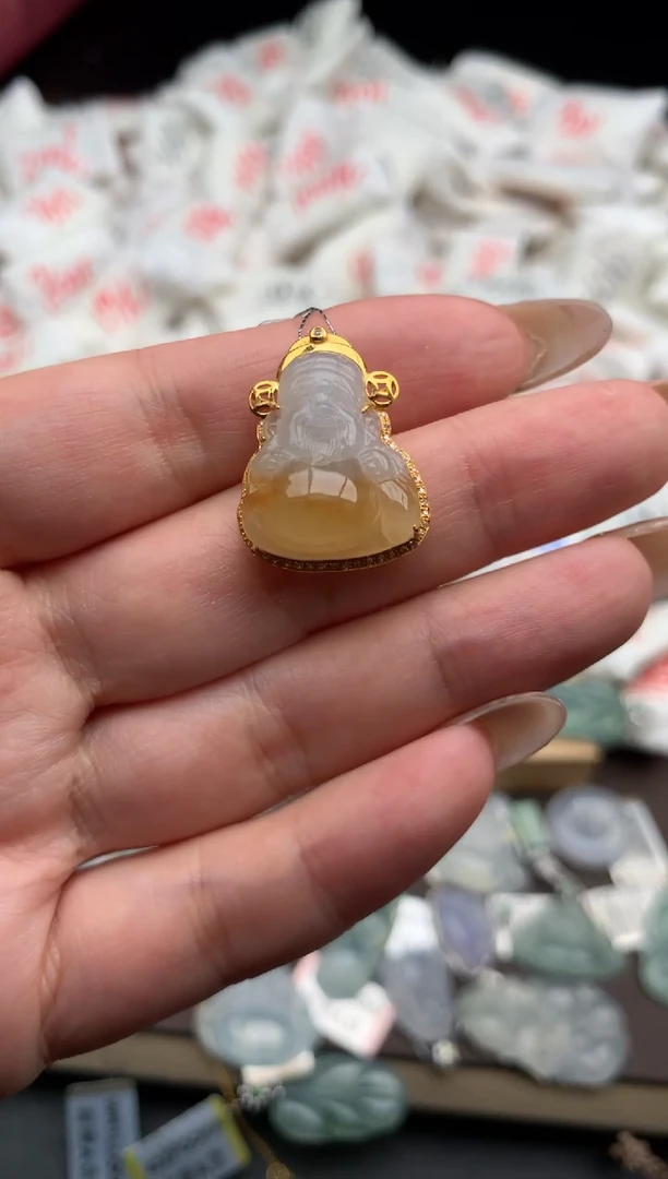 【闪购商品】翡翠颈饰18K金镶嵌一