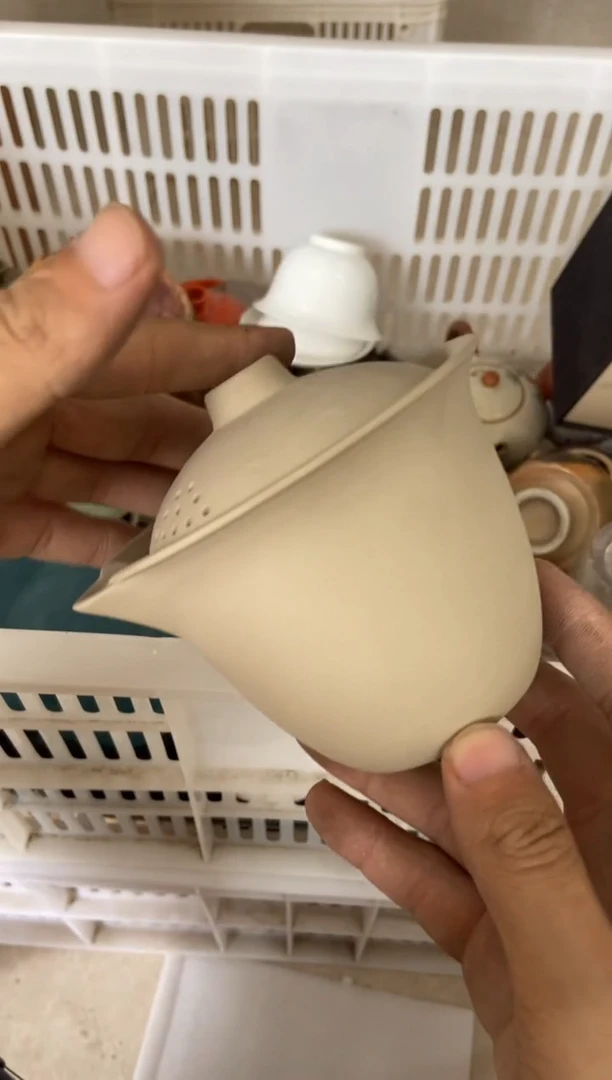 无运费险有瑕疵的摄影的产品有使用过的痕迹有点脏介意勿拍