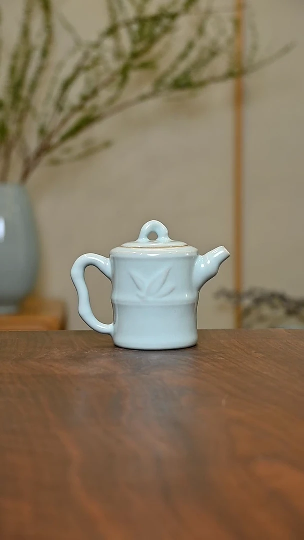 竹节壶 天青 微瑕 朱家汝窑款