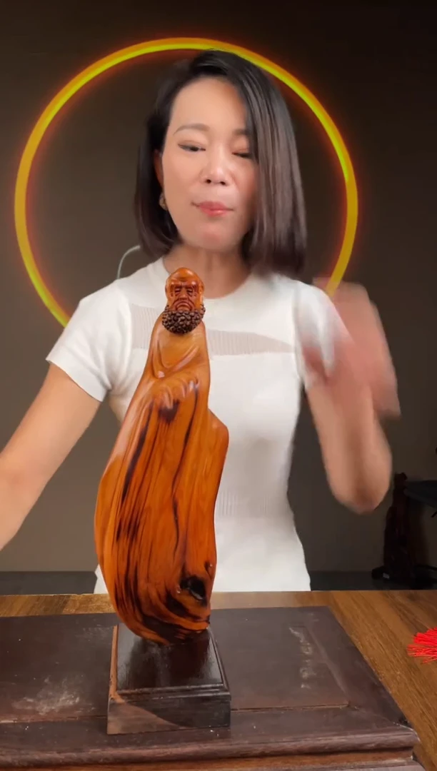 柏木（崖柏）手工摆件,先抢先得! 编号:135