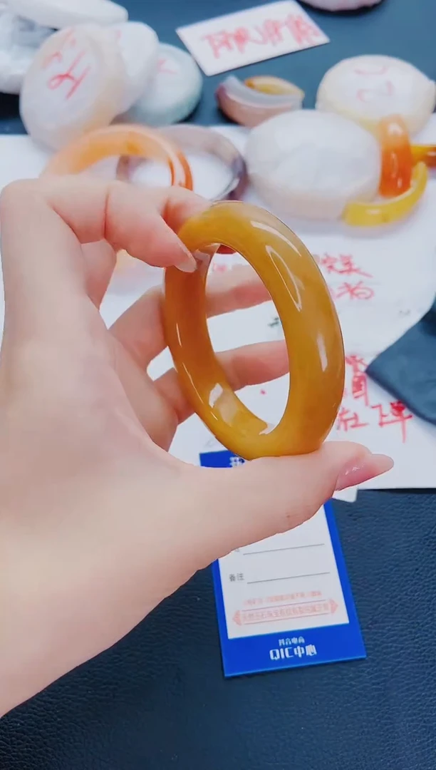 石英质玉手镯未镶嵌H183-55-56