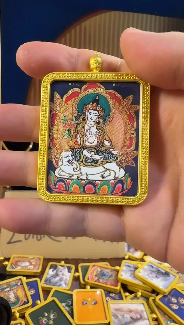 吊坠手绘唐卡666