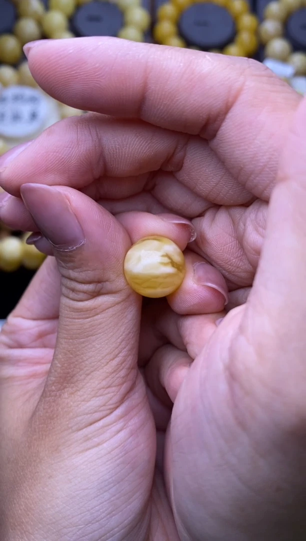 裸石琥珀未镶嵌大小姐珠宝6
