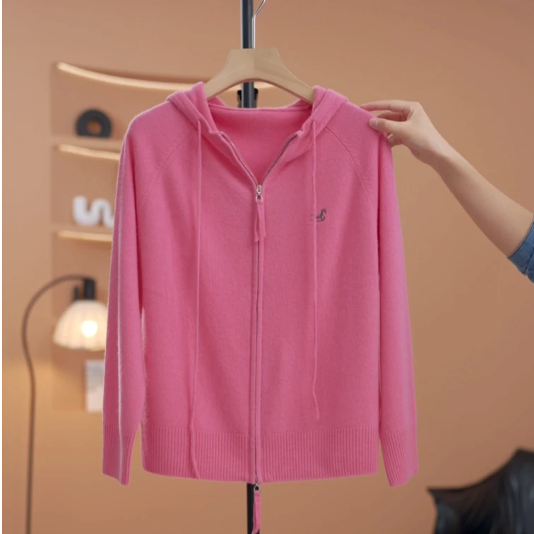 【荣荣】简约连帽百搭显瘦针织衫-Y19204