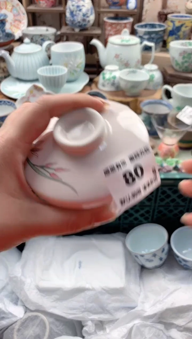 瓷片M***东80号九姑娘工艺品瓷器