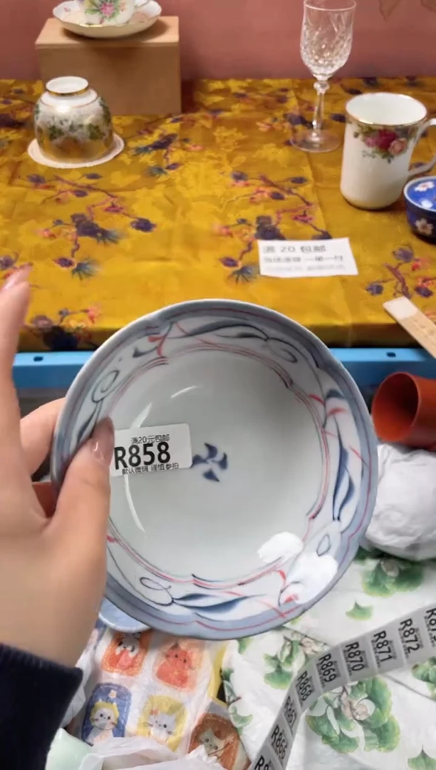 瓷片踢****宿瓷器瓷器R858