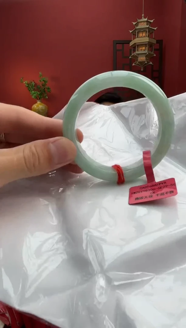 未镶嵌手镯翡翠翡翠手镯2