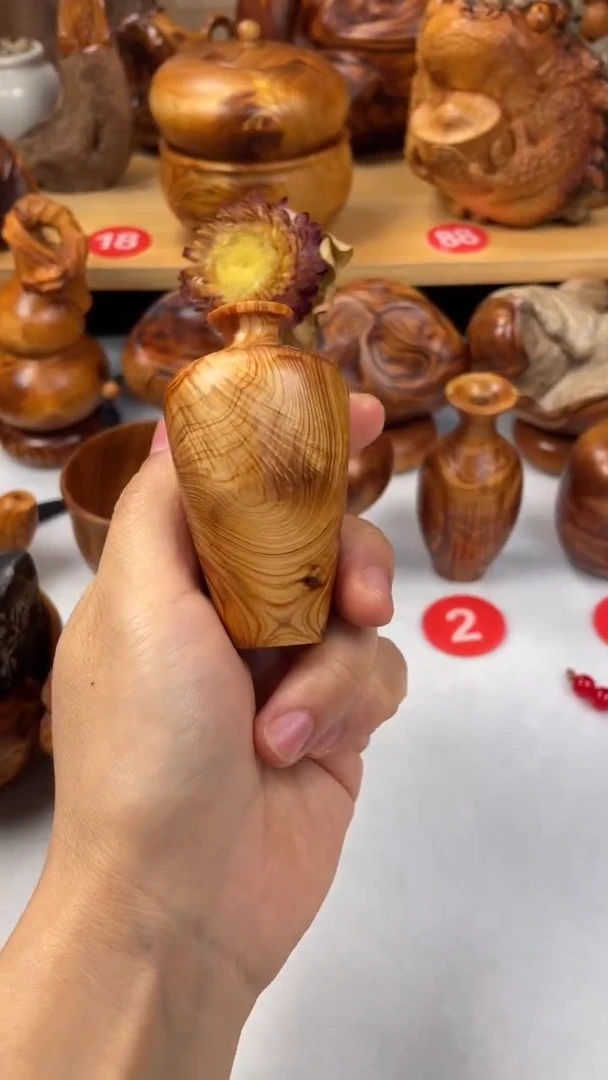 木梦*太行崖柏陈化花瓶