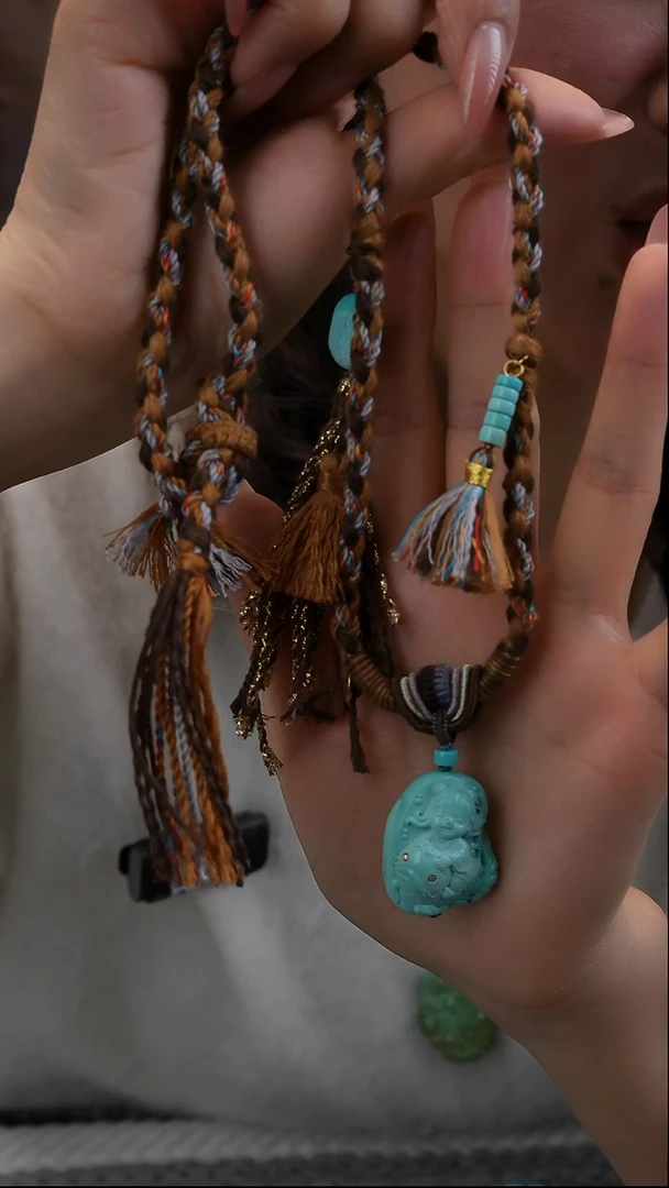 18K金镶嵌绿松石项链1111