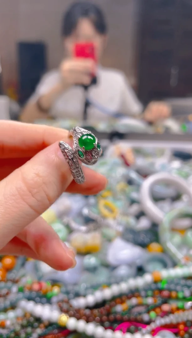 翡翠未镶嵌颈饰/C/翡翠A货一图一物