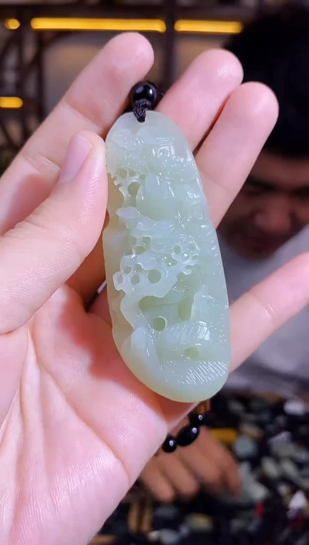 颈饰未镶嵌和田玉1