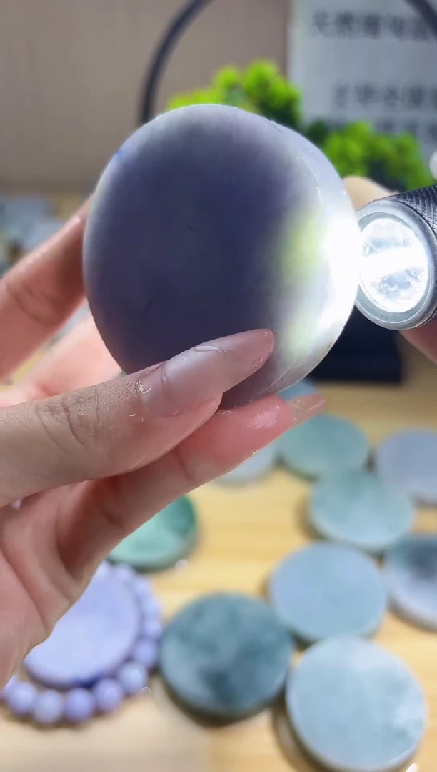 翡翠未镶嵌颈饰翡翠A货 温谭518