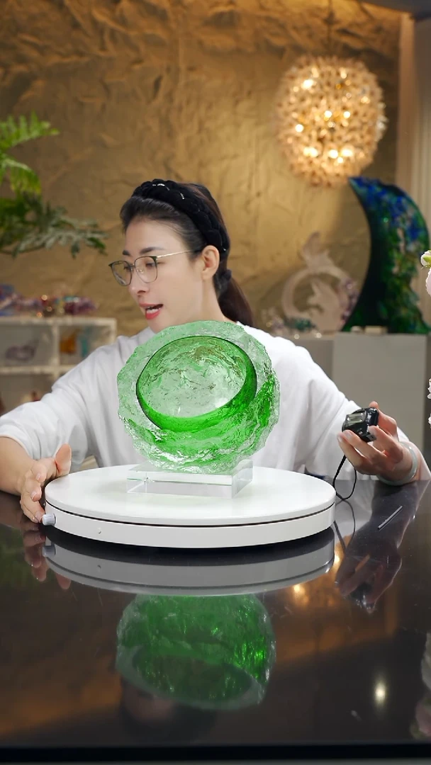 福利翠绿色水波纹斜放聚宝盆