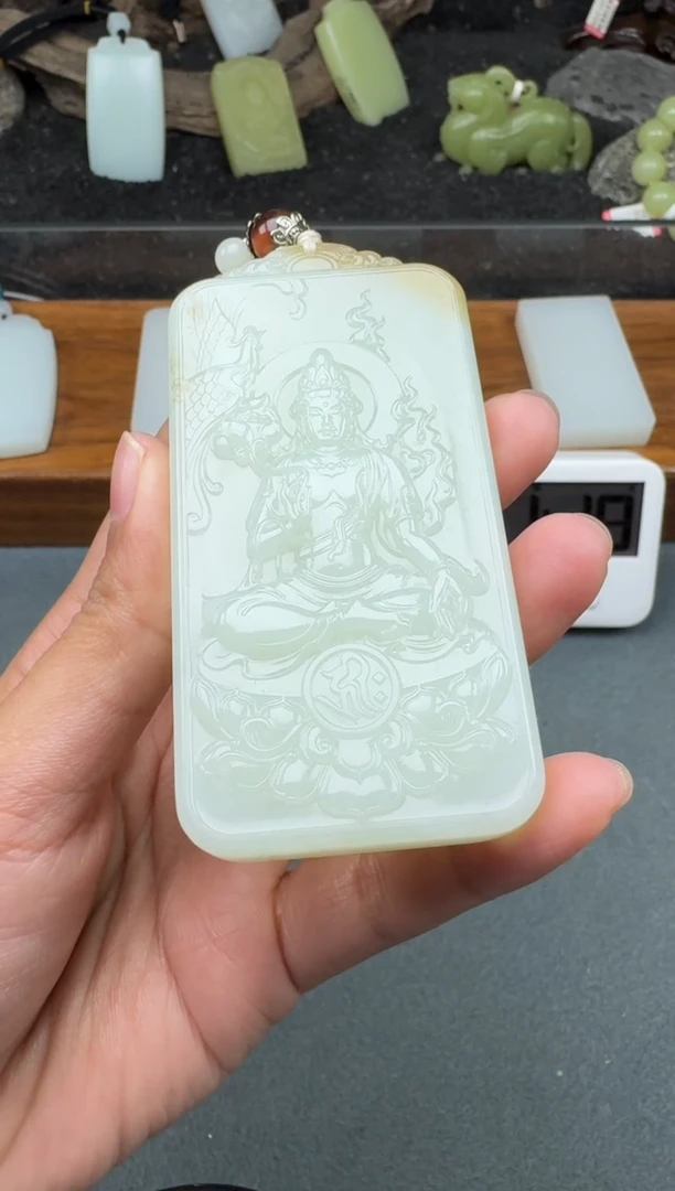 颈饰未镶嵌和田玉1