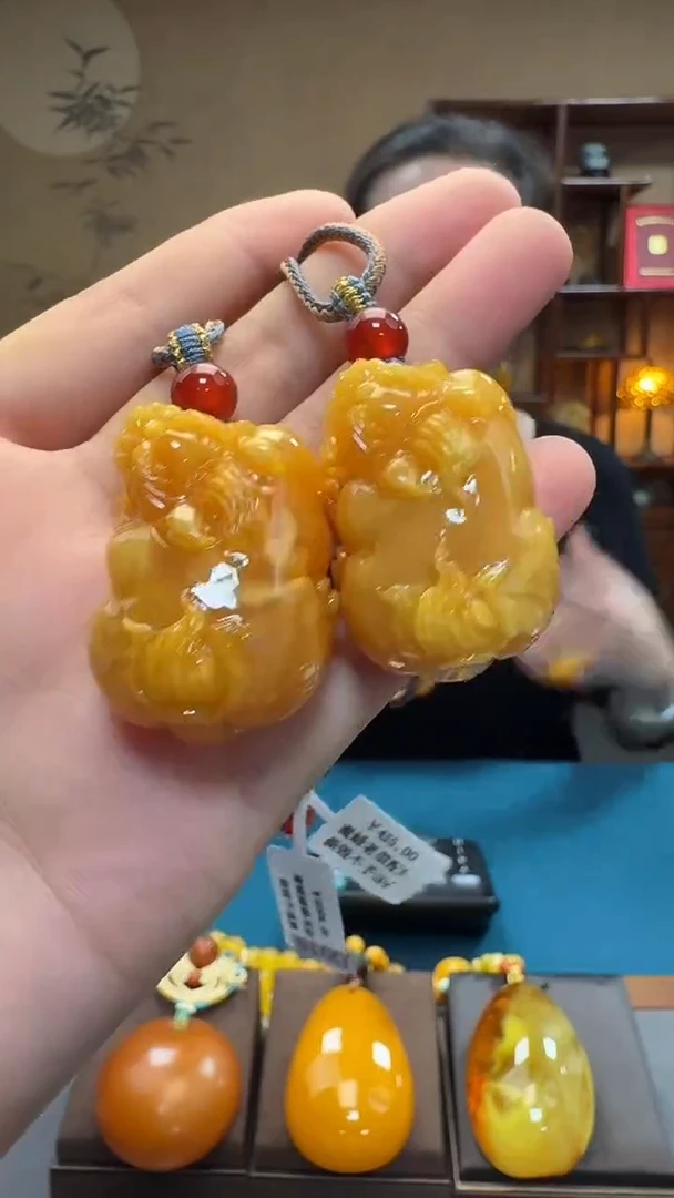 琥珀吊坠(不含链)未镶嵌天然保真蜜蜡貔貅 （多样性发其一）送绳子