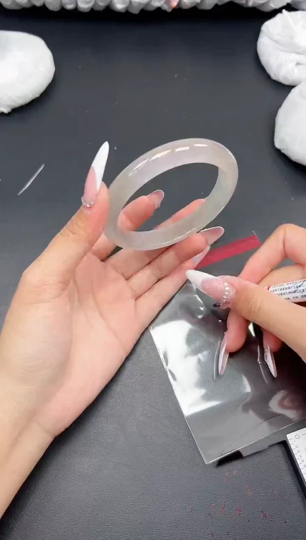 精品手镯，一物一拍R-092