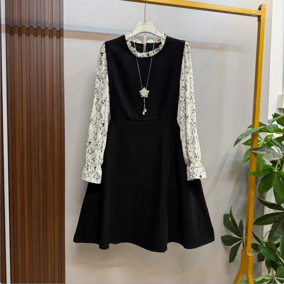 早秋新款微胖洋气温柔清新少女风小碎花大码遮肉连衣裙