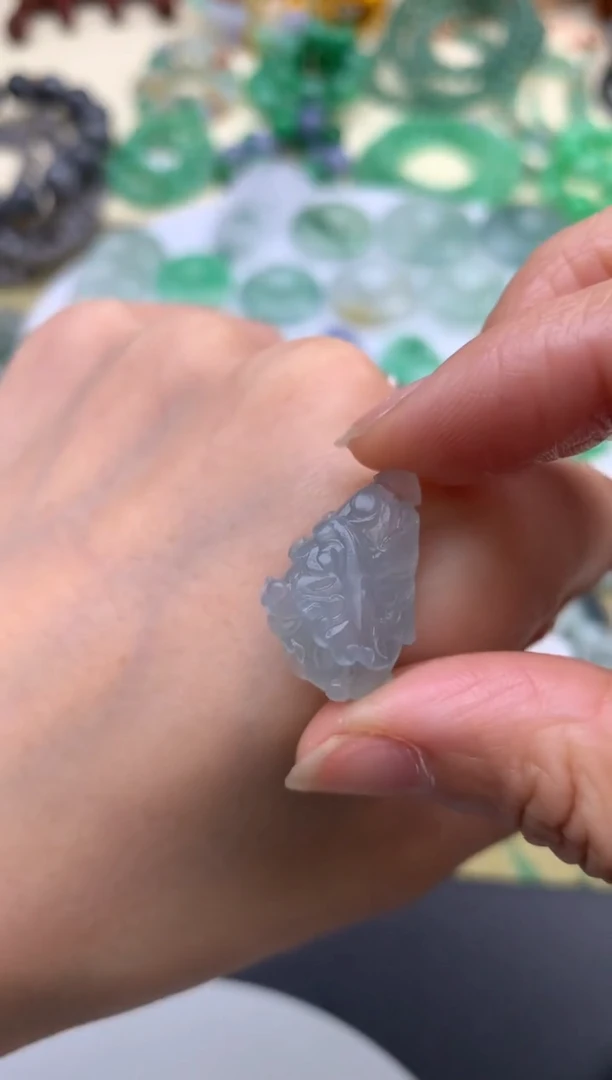定制翡翠未镶嵌翡翠