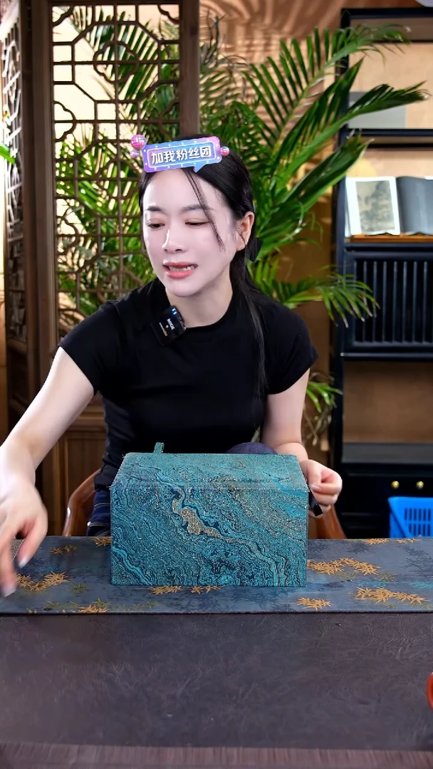 茶壶紫砂12宜兴紫砂壶惊喜