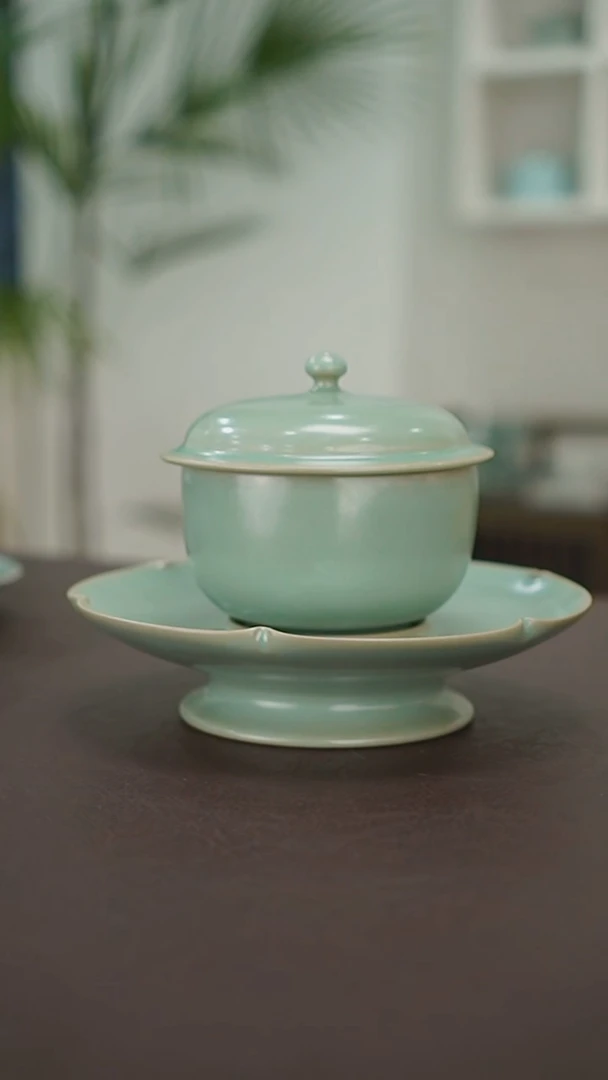 二级品 葵口 罗汉 盏托