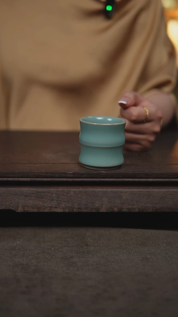 杯仿古天青竹节杯瑕