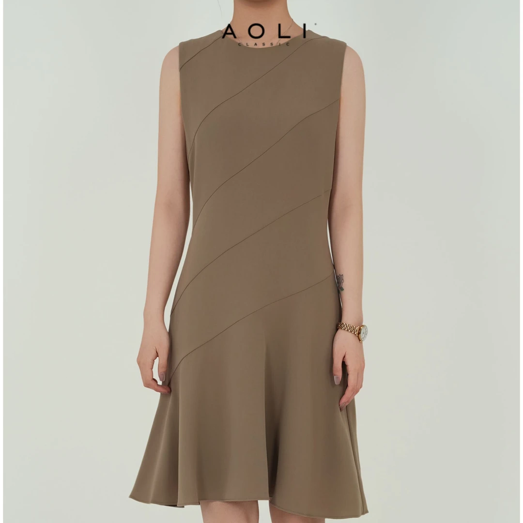 AOLI—圆领醋酸纯色斜纹收腰连衣裙4442