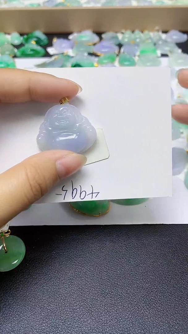 翡翠18K金镶嵌颈饰 天然缅甸翡翠A货