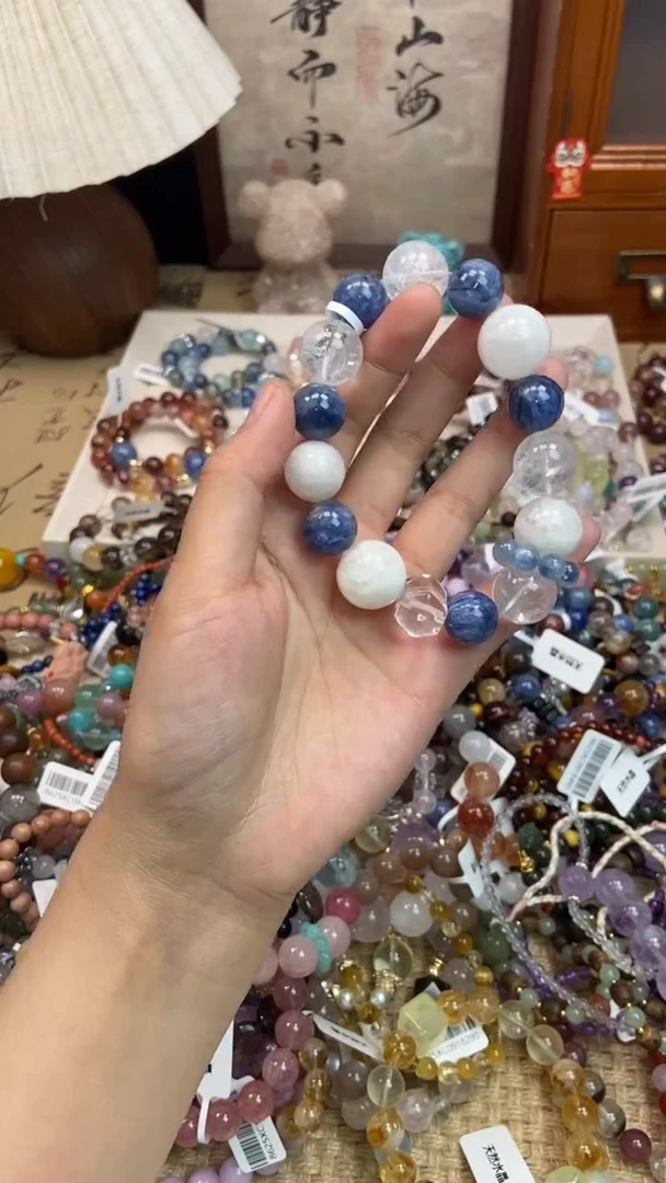 未镶嵌蓝晶石手串457