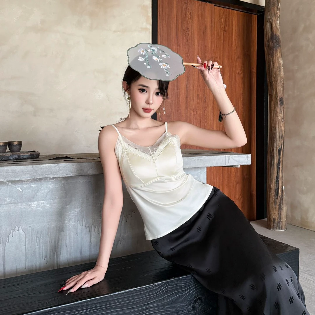 新中式中国风宽松型背心吊带显瘦气质小众春夏设计感蕾丝套装