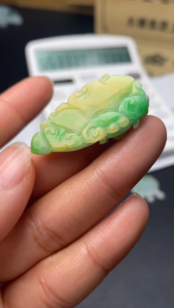 定制翡翠未镶嵌翡翠毛货发货发一个