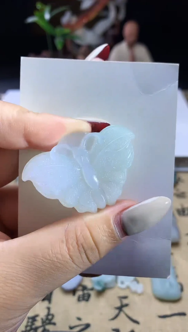 未镶嵌定制翡翠蝴蝶