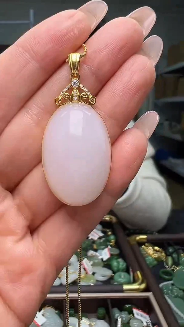 颈饰18K金镶嵌和田玉 (多样性发货.发其一）11.17.64