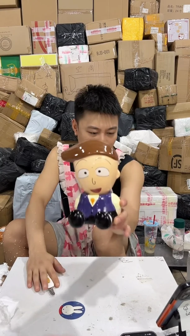 瓷片花轮火锅罐摆件